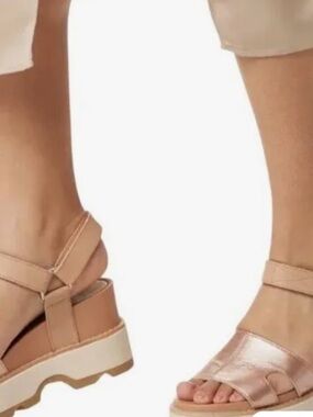 Women's Nude Metallic Sandal with Ankle Strap